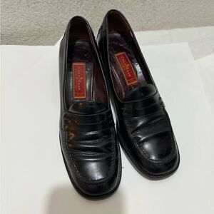 🎉COLE Haan Leather Low Heel Pump 7.5AA